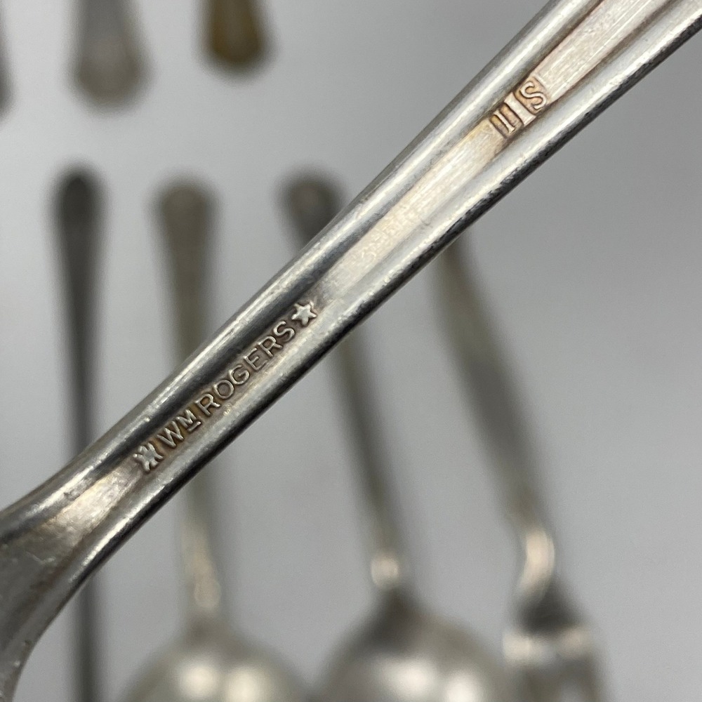 Vintage 15pc Mixed Brand Silverplate Flatware Lot - Picture 9 of 16